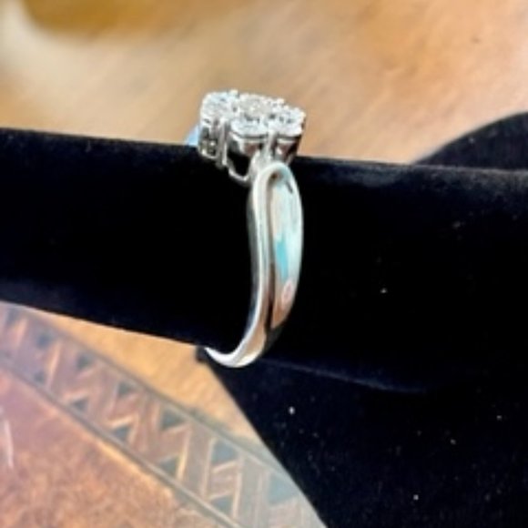 Sterling Silver Fashion Rings, Size 7, - Picture 4 of 4